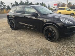 Porsche Cayenne, 2015