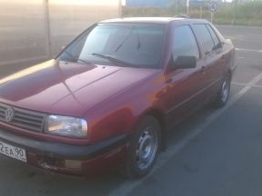 Volkswagen Vento, 1992