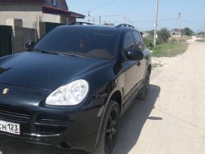 Porsche Cayenne S, 2005