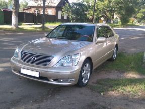 Lexus LS, 2001