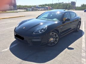 Porsche Panamera GTS, 2015