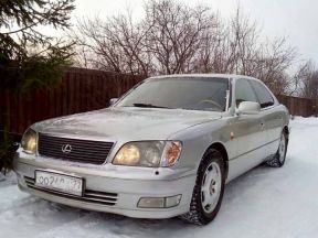 Lexus LS, 2000