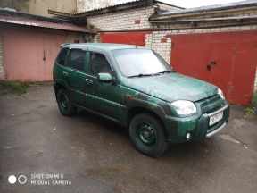 Chevrolet Niva, 2005