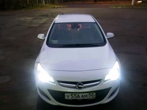 Opel Astra, 2013