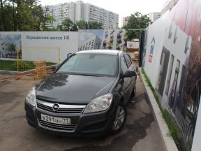 Opel Astra, 2011