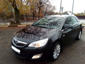 Opel Astra, 2012