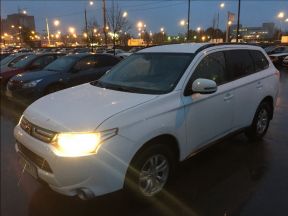 Mitsubishi Outlander, 2013