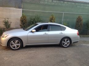 Infiniti M35, 2005