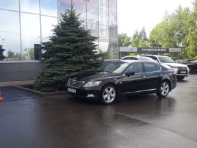 Lexus LS, 2008