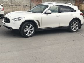 Infiniti FX37, 2011