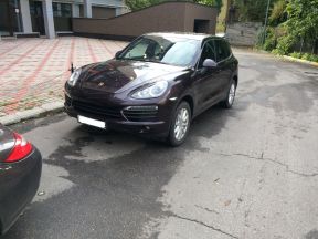 Porsche Cayenne S, 2012