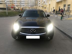 Infiniti QX70, 2015