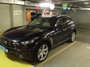 Infiniti FX37, 2012