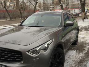 Infiniti FX35, 2009