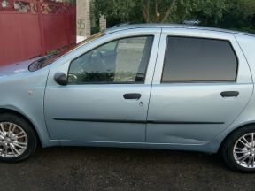 FIAT Punto, 2001