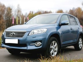 Toyota RAV4, 2011