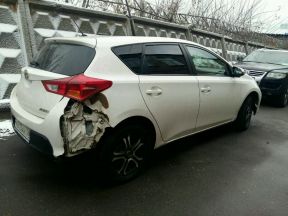 Toyota Auris, 2013