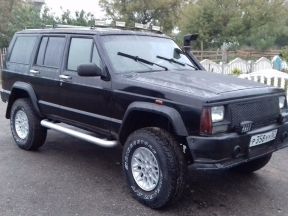 Jeep Cherokee, 1990