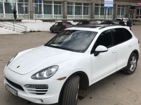 Porsche Cayenne, 2012