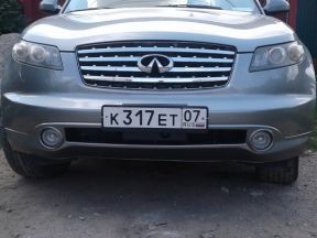 Infiniti FX35, 2005