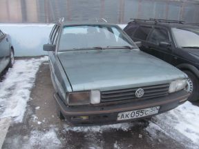 Volkswagen Passat, 1988