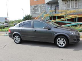 Opel Astra, 2012