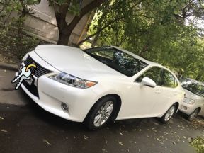 Lexus ES, 2014