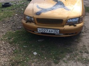 Volvo S40, 2001