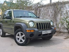 Jeep Liberty, 2004