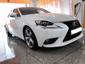 Lexus IS, 2013