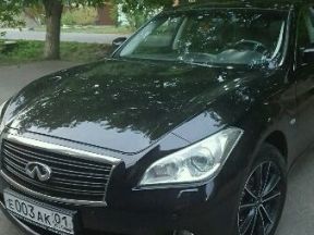 Infiniti M37, 2010