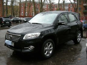 Toyota RAV4, 2011