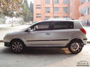 Geely MK Cross, 2013