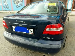 Volvo S40, 2001