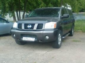 Nissan Titan, 2004