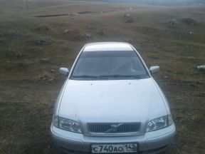 Volvo S40, 2003