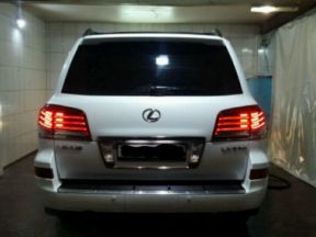 Lexus LX, 2012