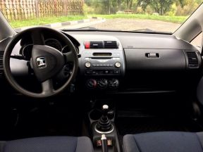 Honda Jazz, 2004