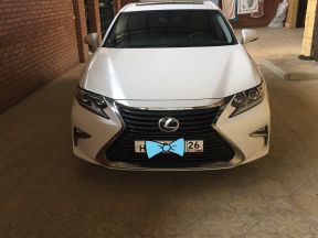 Lexus ES, 2016