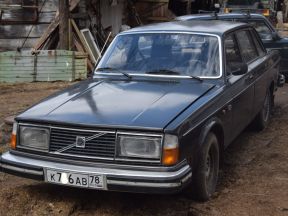 Volvo 240, 1980