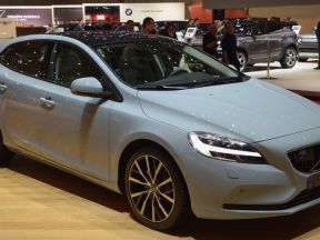Volvo V40, 2017