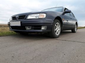 Nissan Maxima, 1997