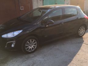 Peugeot 308, 2011