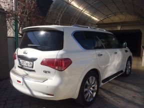 Infiniti QX56, 2012