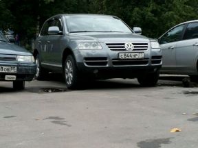 Volkswagen Touareg, 2003