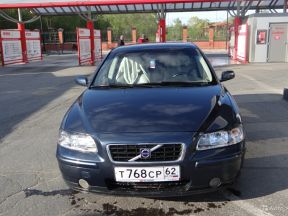 Volvo S60, 2004