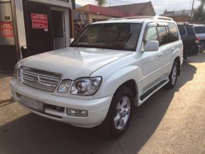 Lexus LX, 2005