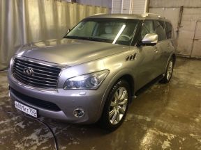 Infiniti QX56, 2012