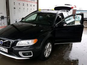 Volvo XC70, 2012