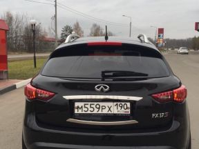 Infiniti FX37, 2012